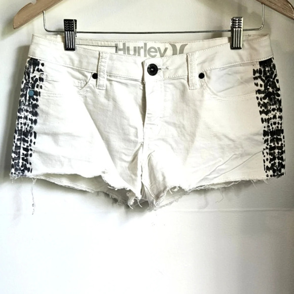 Hurley Pants - HURLEY  White Black Design Shorts Size 27